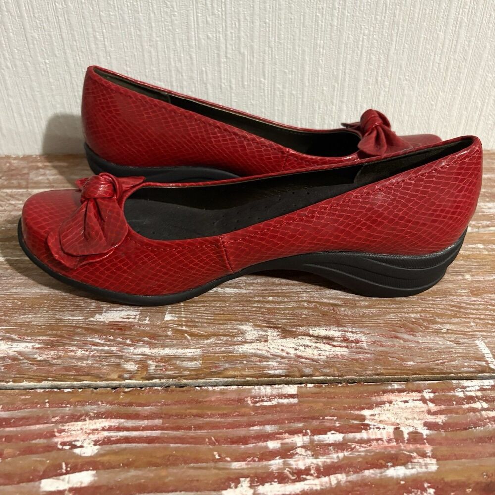 Red Bow Hush Puppies Snakeskin Flats Work Twee Retro Funky Classic Fun Women 8.5 - Picture 10 of 16